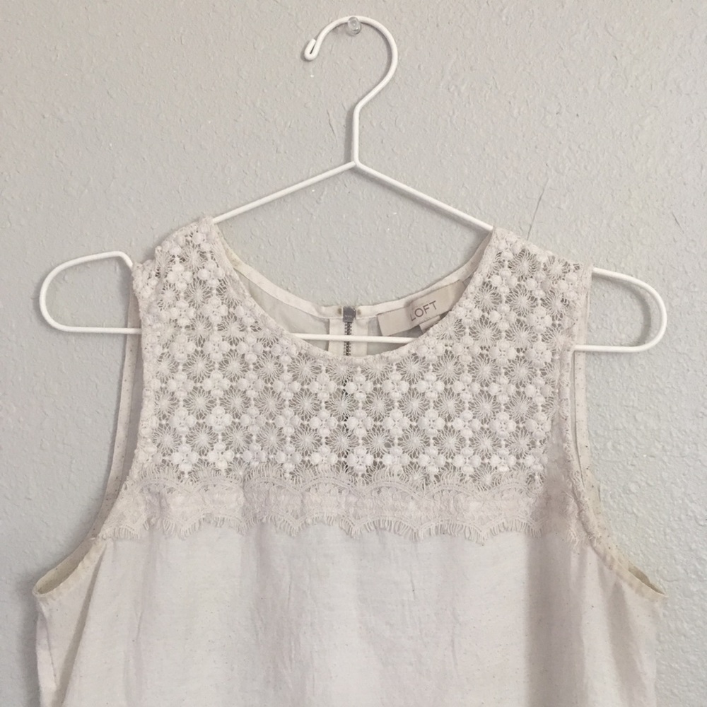 Ann Taylor LOFT lace shell blouse